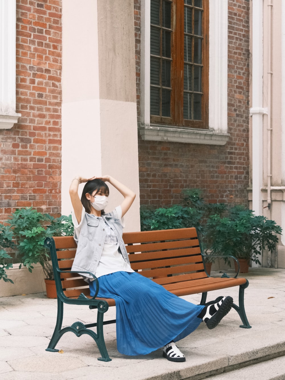 「GUのアイテム（サンダル、ホワイト系）」を使った、wearareyou?さん（レディース・168cm）の秋コーディネートの2枚目の写真