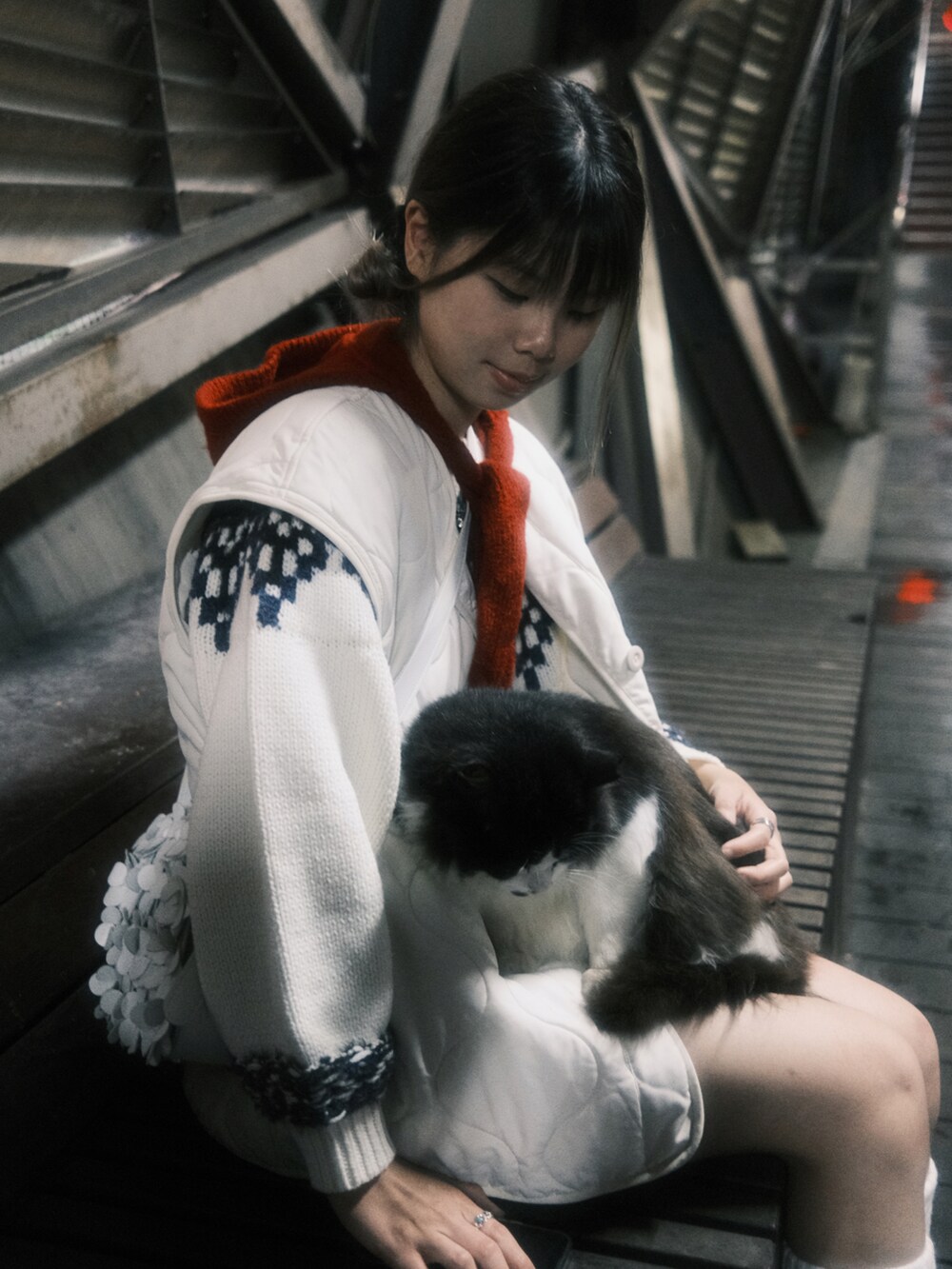 「rockfishのアイテム（その他シューズ、ブラウン系）」を使った、wearareyou?さん（レディース・168cm）の冬コーディネートの4枚目の写真