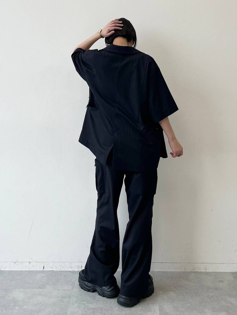 「メンズライク、カジュアル、モード、PAGEBOY、Anui」｜「PAGEBOYのプラットチャンキースニーカー（スニーカー、ブラック系）」を使った、なっつさん（レディース・164cm）の春コーディネートの5枚目の写真