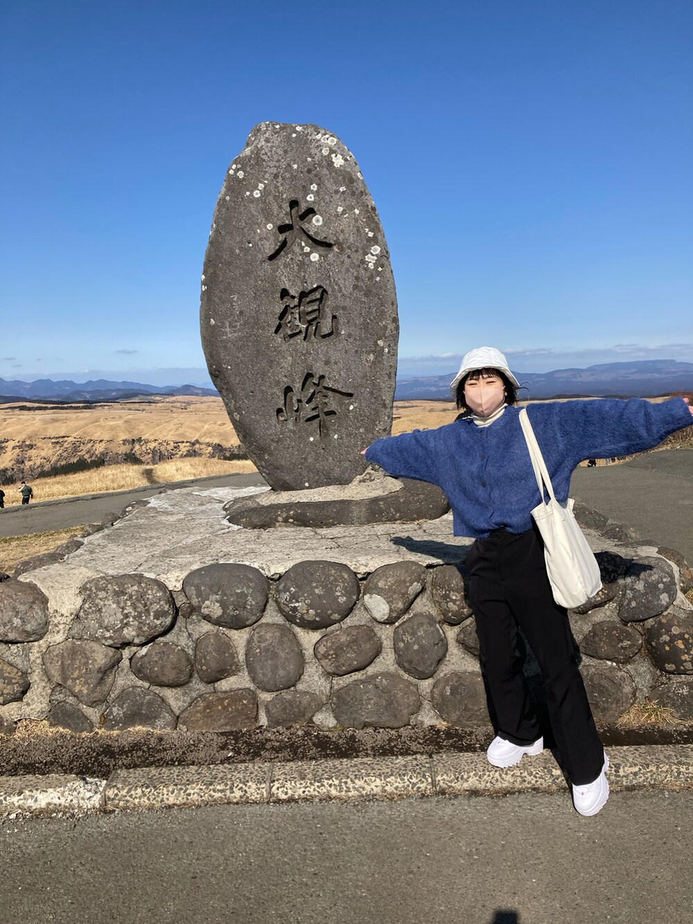 「JEANASISのアイテム（ジャケット/アウター、ブルー系）」を使った、koha さん（レディース・149cm）の夏コーディネートの2枚目の写真