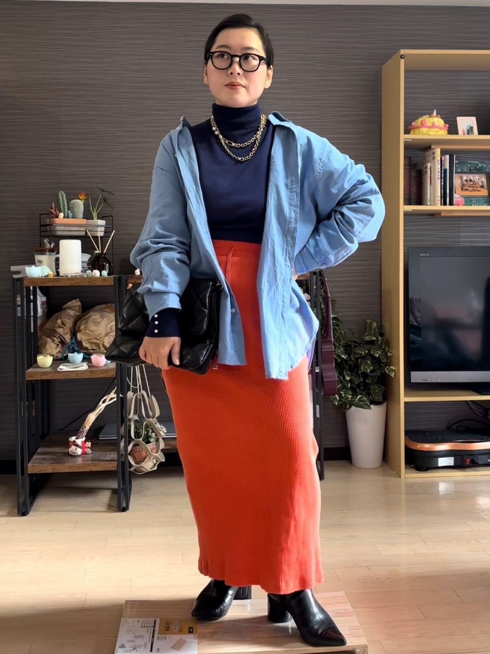 「冬コーデ、おでかけコーデ、大人女子」｜「JEANASISのポインテッドショートブーツ/975565（ブーツ、ブラック系）」を使った、真波(Manami)さん（骨格ストレート・レディース・153cm）の冬コーディネートの2枚目の写真