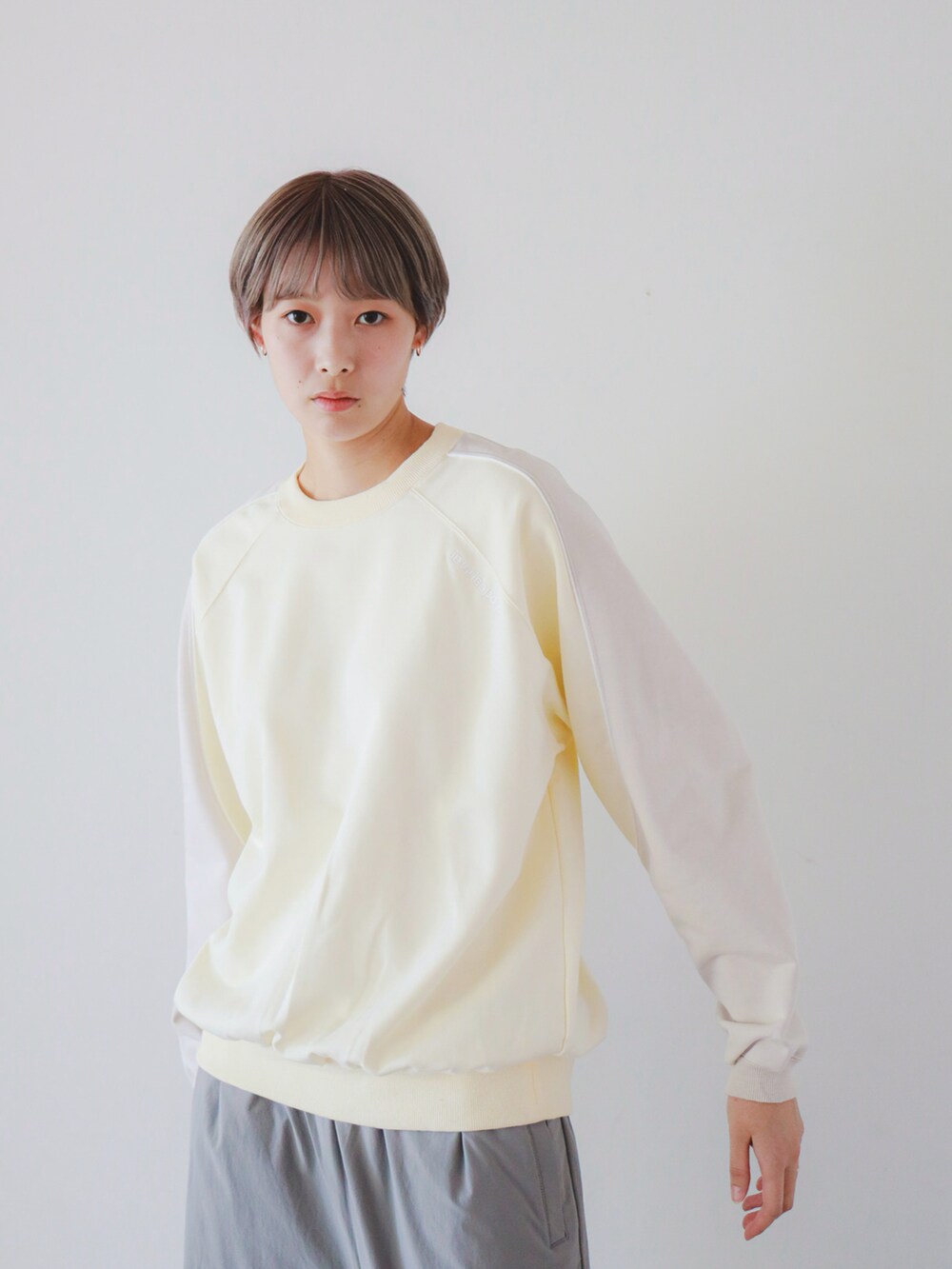 【新品未開封】TOP4 レディース イベント グッズ キヨ キヨ猫スウェット 黒 TOP4 レディース イベント グッズ キヨ キヨ猫スウェット ベージュ Y