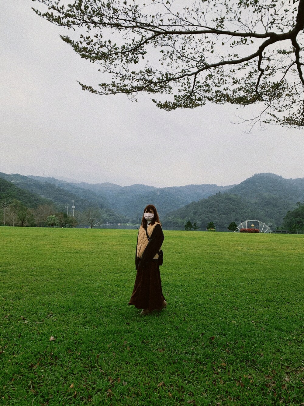 「ootd、autumn、casual、親子コーデ」｜「PAZZOのアイテム（その他トップス、ベージュ系）」を使った、陳泛亭さん（レディース・158cm）の冬コーディネートの4枚目の写真