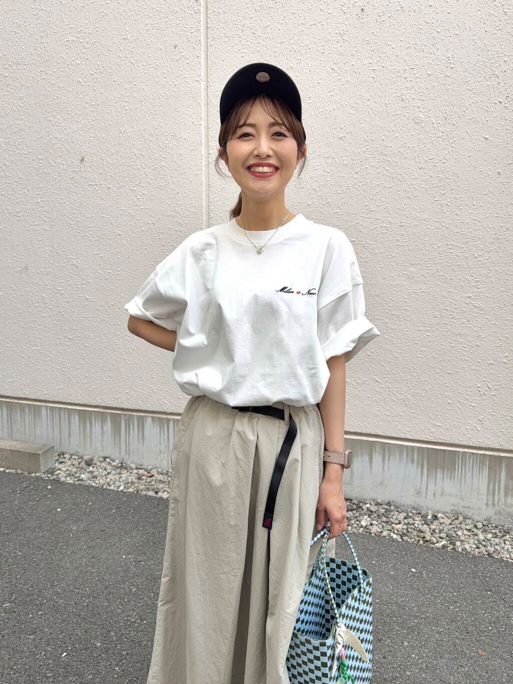 イノウエ ユミさんの「『別注』Gramicci　ナイロンロングスカート（Gramicci）」を使ったコーディネートの2枚目の写真