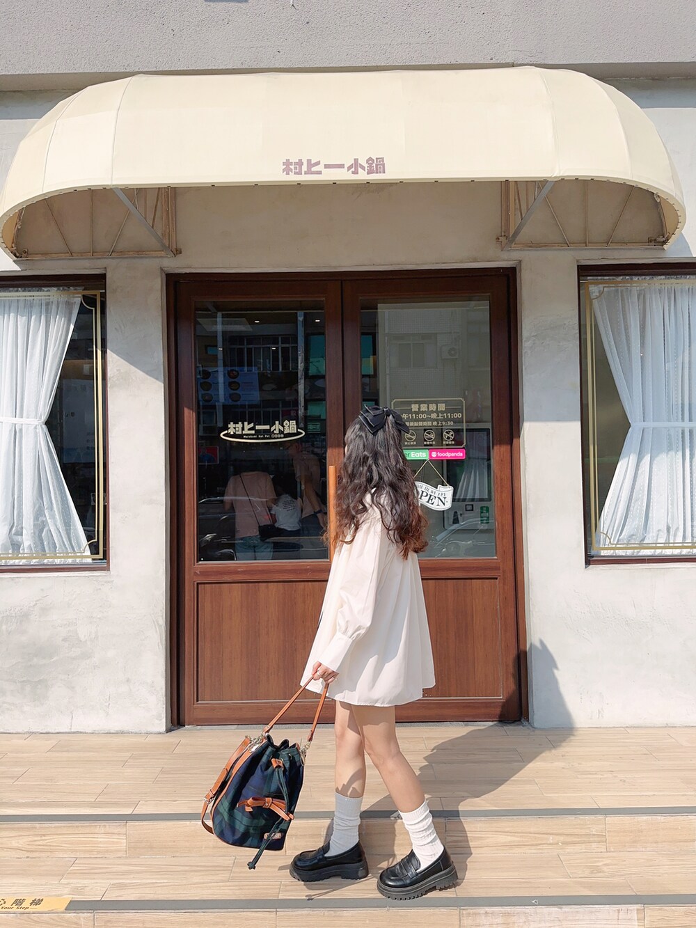 「春、春カラー、ootd」｜「no brandのアイテム（バッグ、グリーン系）」を使った、Krystalさん（レディース・160cm）の春コーディネートの2枚目の写真