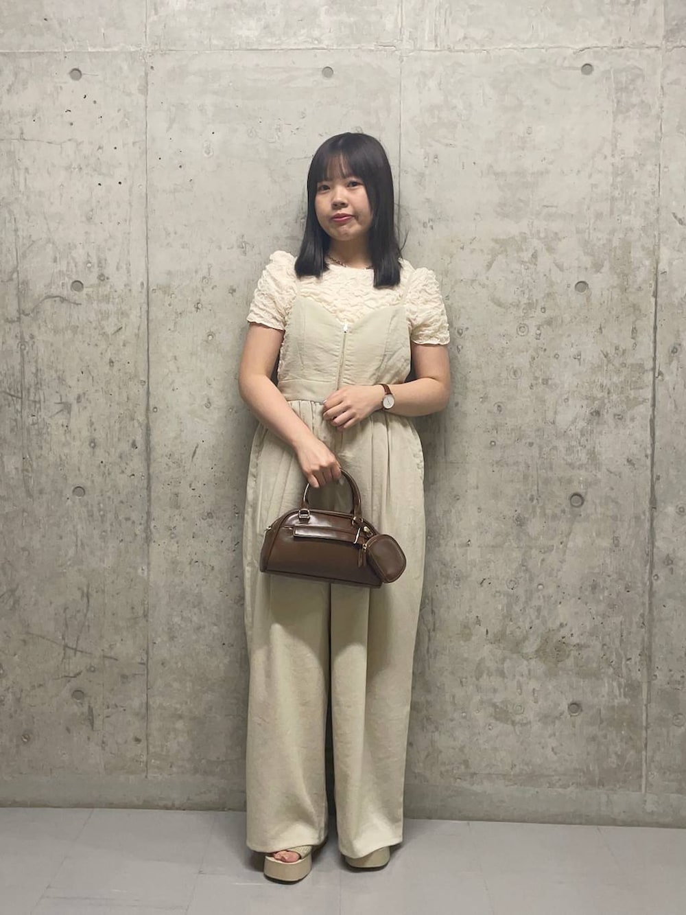 「LOWRYS FARMのカンドウフィットニットサンダル 283661（サンダル、ホワイト系）」を使った、楓香さん（レディース・155cm）の夏コーディネートの2枚目の写真