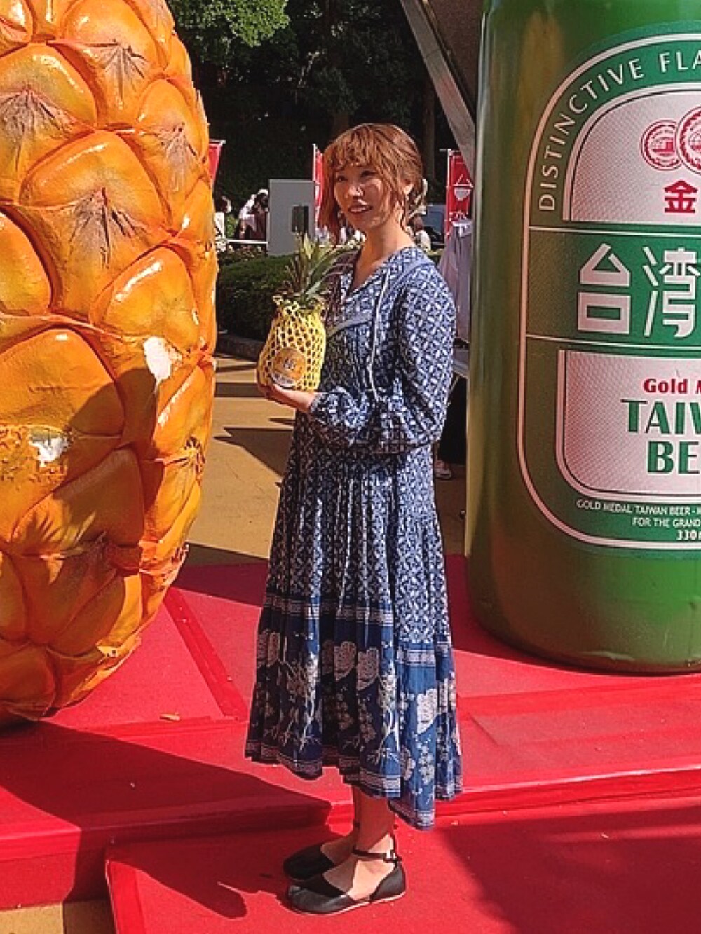 「bohemians、ワンピース、ロングワンピース、春コーデ、夏コーデ、ブルーコーデ、古着、古着MIX、古着女子、おしゃれさんと繋がりたい、お洒落さんとつながりたい」｜「BOHEMIANSのアイテム（ワンピース、ブルー系）」を使った、hanaさん（レディース・158cm）の春コーディネートの2枚目の写真