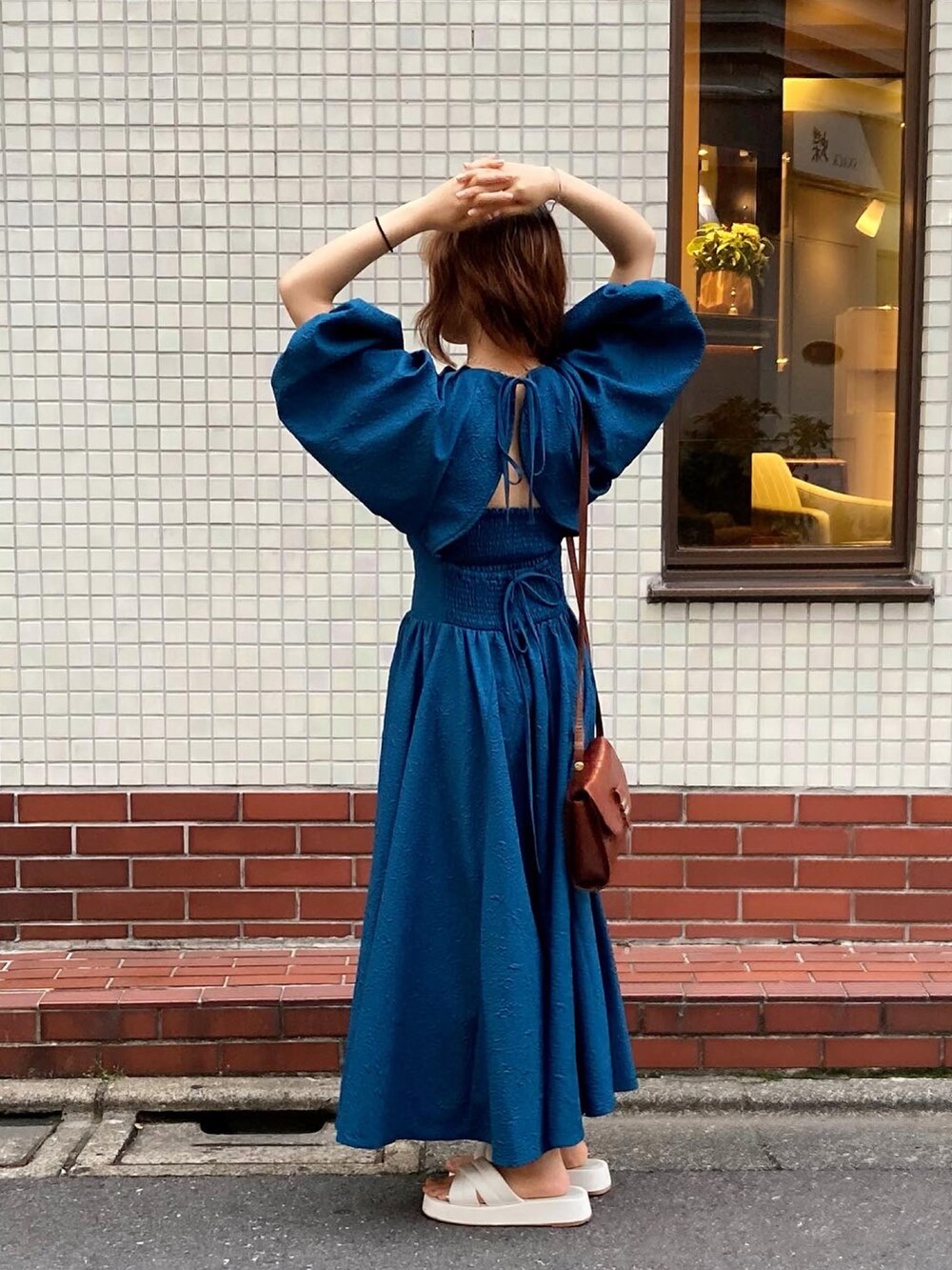 「summer、ワンピース、ワンピーススタイル、ロングワンピース、RANDA、サンダル、夏、夏コーデ、labelleetude、おしゃれさんと繋がりたい、お洒落さんとつながりたい」｜「labelleetude_officialのアイテム（ワンピース、ブルー系）」を使った、hanaさん（レディース・158cm）の夏コーディネートの3枚目の写真