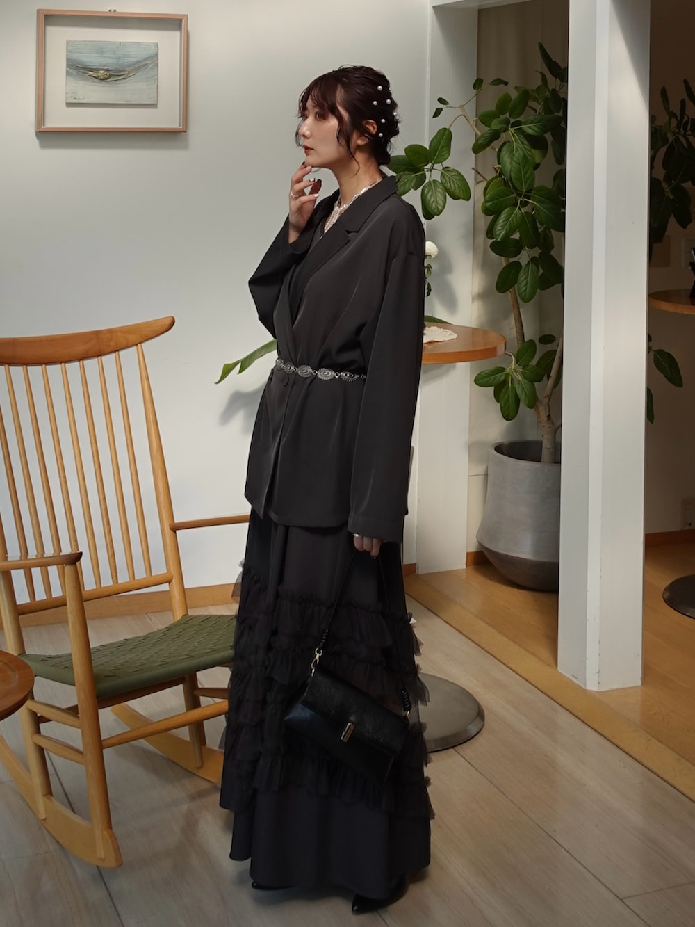 Yurinaさんの「裾フリルキャミワンピース オーバーサイズジャケット 2点セット ドレス パーティー デイリー 結婚式 お呼ばれ マタニティ オケージョン（Kana）」を使ったコーディネートの2枚目の写真