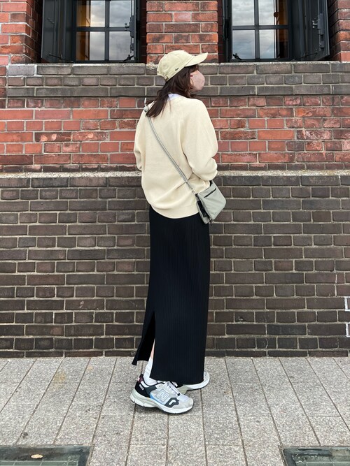 パレードコーデ Chico × adidasの日💭 adidasのトラックジャケットに、 スカートが