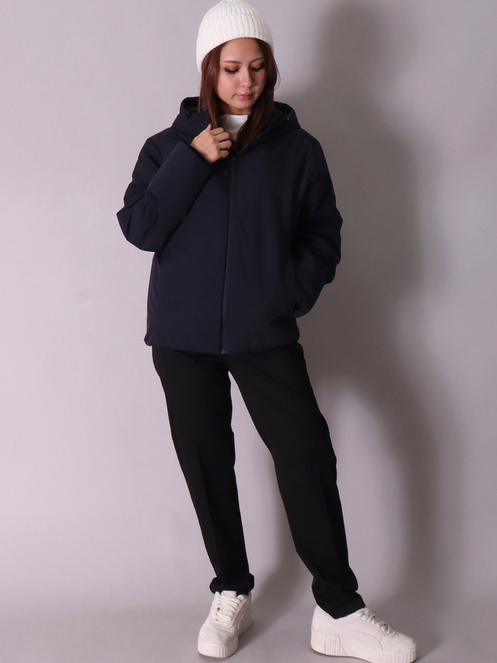 「ootd、おしゃれさんと繋がりたい、今日のコーデ、休日スタイル、きれいめカジュアル、スニーカー、春アウター、メガネ男子、デートコーデ、ボーダー、スポーツミックス、春コーデ、スラックス、春服みてみて」｜「BAYBLOの(MI)【ユニセックス】ブラッシュド スムース タートルネック 長袖 Tシャツ（Tシャツ/カットソー、グレー系）」を使った、【BAYBLO】Officialさん（メンズ・173cm）の春コーディネートの2枚目の写真