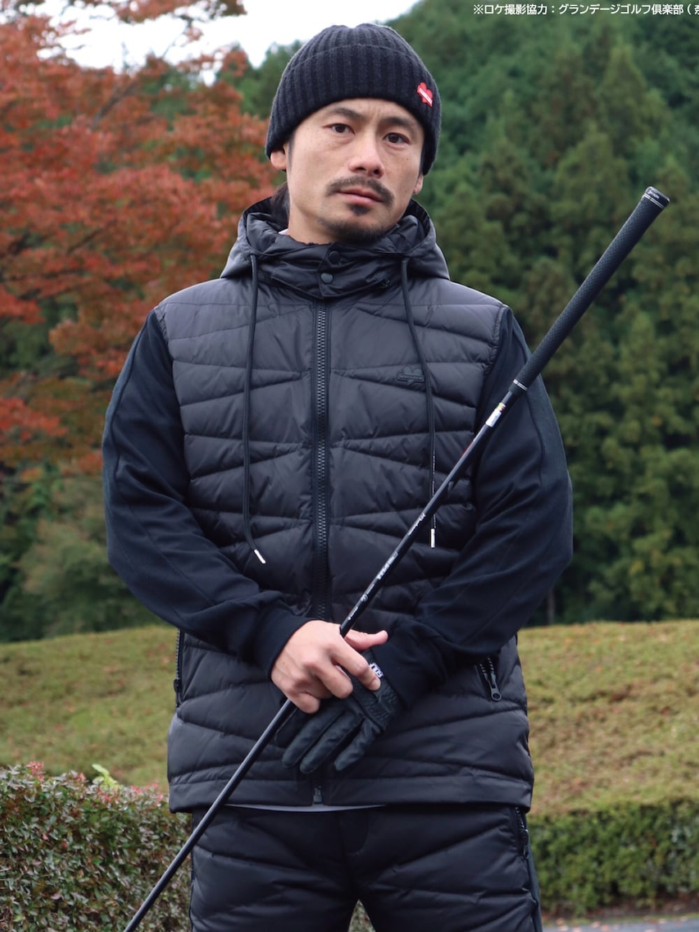 「ootd、おしゃれさんと繋がりたい、今日のコーデ、セットアップ、ダウンジャケット、ダウンパンツ、ブラックコーデ、黒コーデ、ゴルフ、ゴルフウェア、ゴルフコーデ、ゴルフ女子、ゴルフ男子、GOLF、golfwang」｜「LUXE/R GOLFの【LUXE/R GOLF】ラバーワッペン ニットキャップ(RMS)（ニットキャップ/ビーニー、ブラック系）」を使った、【BAYBLO】Officialさん（メンズ・170cm）の冬コーディネートの2枚目の写真
