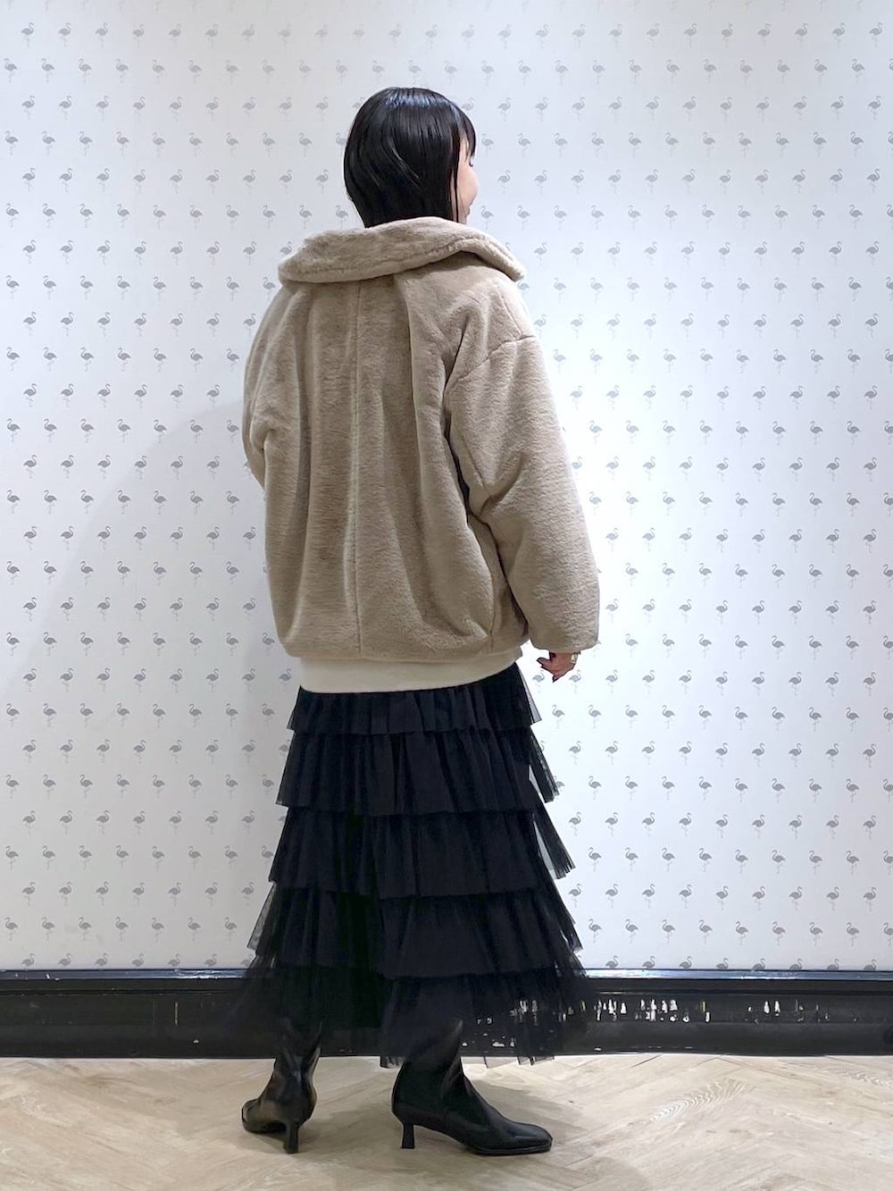 「体型カバー、ロンT、着痩せ・細見え、カジュアル、ママコーデ、冬コーデ、SNAP_apart by lowrys、高身長、apart by lowrys、e/rm、コート、ジャケット、ニット、ロングスカート、スカート」｜「e/rmの【e/rm】ファージャケット（その他アウター、ベージュ系）」を使った、yoshiさん（レディース・164cm）の冬コーディネートの3枚目の写真