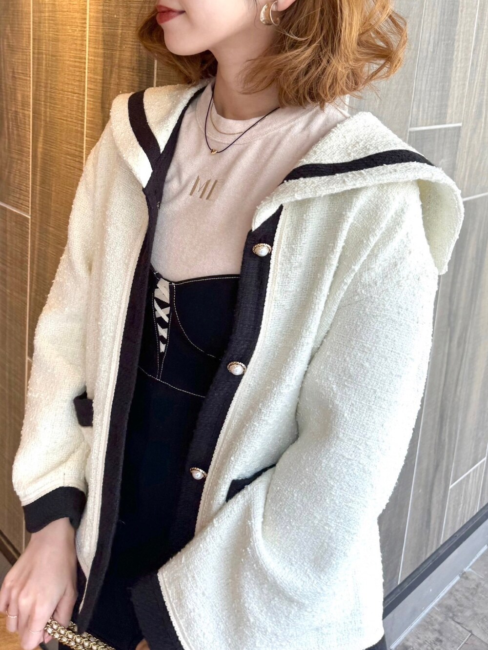 「オトナカジュアル、オトナ女子、きれいめカジュアル、春コーデ、ジャケット、骨格ウェーブ、deicy、mecouture」｜「DEICYのセーラーカラーツイードジャケット（テーラードジャケット、ホワイト系）」を使った、DEICYさん（レディース・160cm）の春コーディネートの2枚目の写真