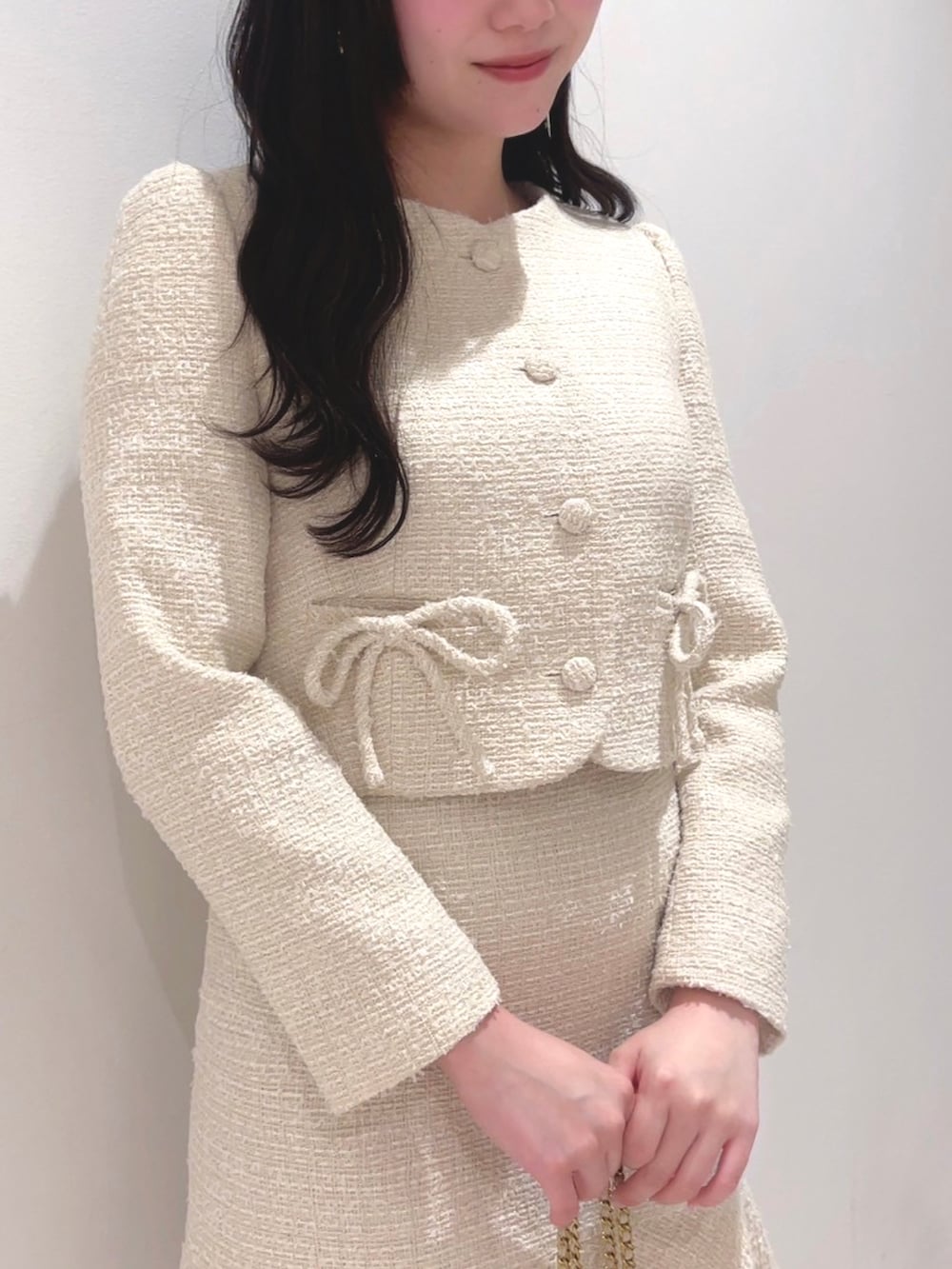 「セットアップ、ツイード、リボン、春コーデ、大人ガーリー、deicy、mecouture」｜「DEICYのツイードフリルスカート（スカート、ホワイト系）」を使った、DEICYさん（レディース・160cm）の冬コーディネートの3枚目の写真
