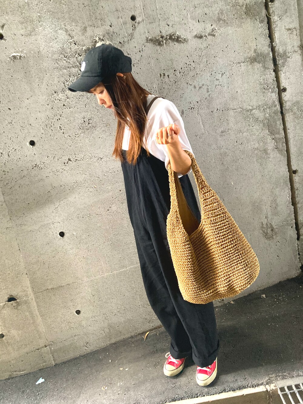 「休日コーデ、カジュアルスタイル、オールインワン」｜「NEW ERAのアイテム（キャップ、ブラック系）」を使った、asfy♡さん（レディース・160cm）の夏コーディネートの2枚目の写真