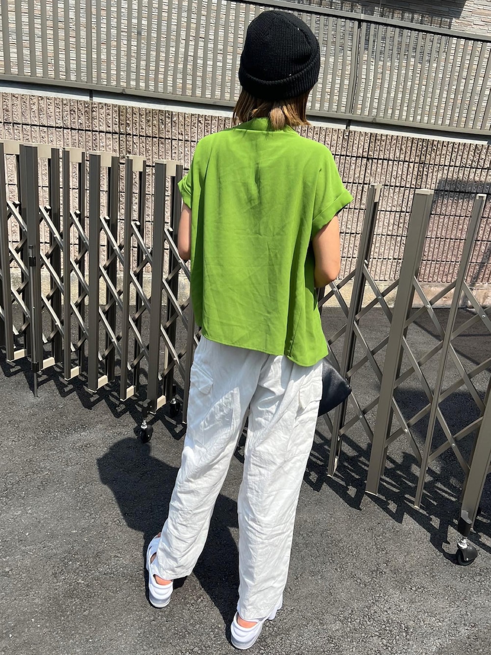 「夏コーデ、カジュアルコーデ、サンダル、プチプラコーデ、おしゃれさんと繋がりたい、ママコーデ、今日のコーデ、カラーコーデ」｜「HUFのESSENTIALS USUAL BEANIE / HUF ビーニー ニット帽（ニットキャップ/ビーニー、ブラック系）」を使った、aiさん（レディース・161cm）の夏コーディネートの2枚目の写真