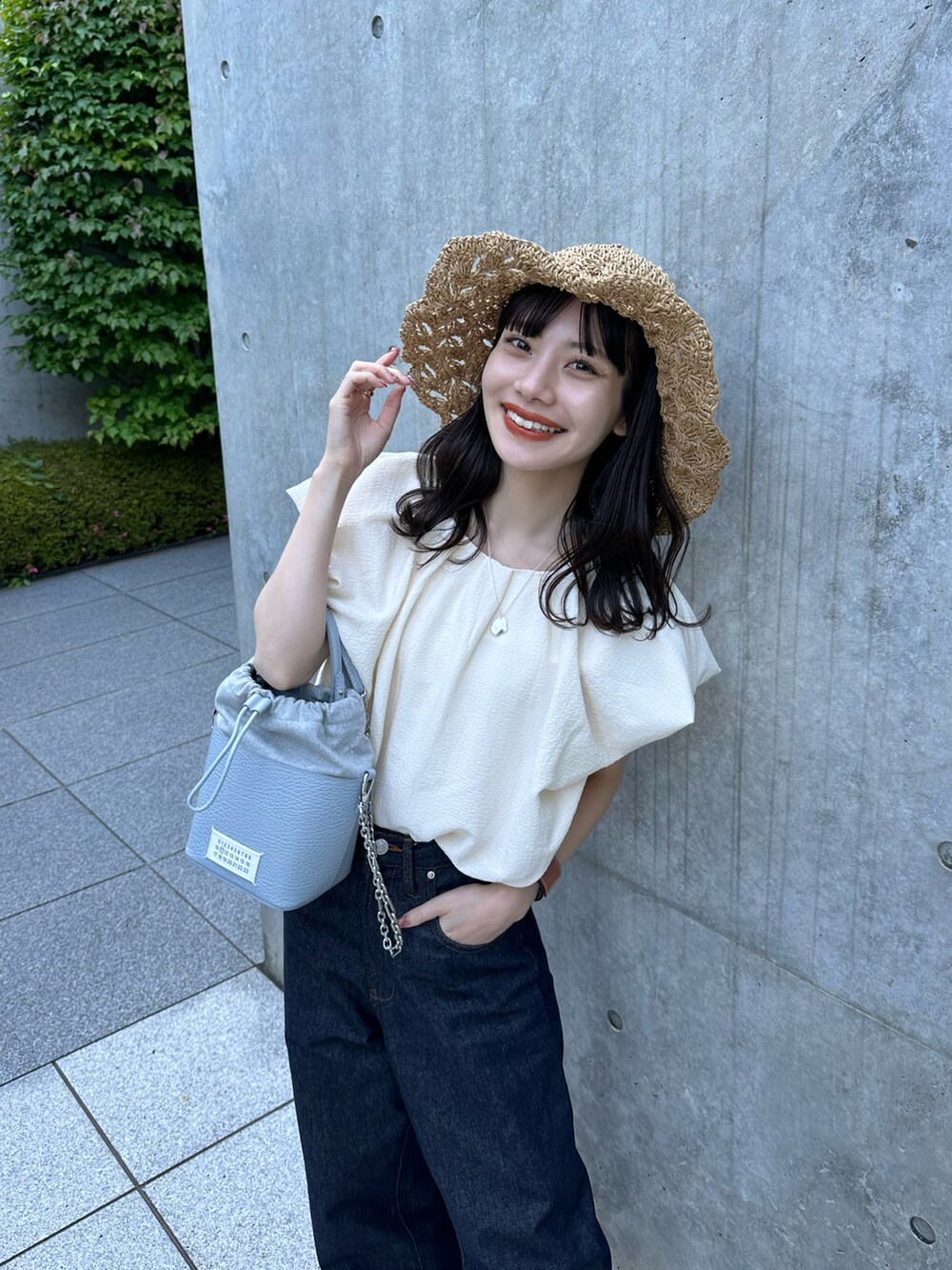 hinari バルーンシルエットブラウス hinari（ヒナリ）の「バルーンシルエットブラウス（シャツ