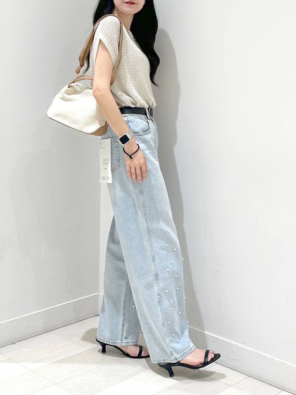 「カジュアル、着痩せ、ベーシック/シンプル、夏コーデ、GOOD DENIM_GLOBAL WORK」｜「GLOBAL WORKのGOODデニムプレミアムバギーパンツ/132403（デニムパンツ、その他）」を使った、ぽてとさん（レディース・158cm）の夏コーディネートの2枚目の写真