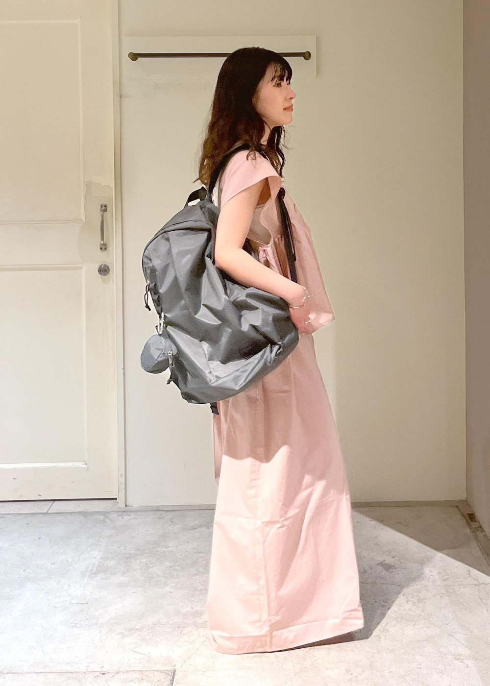 「baserange、ベースレンジ、ピンク、Primaveil、adidas、SUPERSTAR82、CABLE TOP、CABLE PANTS、春コーデ、初夏コーデ、夏コーデ、デートコーデ、お出かけコーデ、旅行コーデ、推し活コーデ」｜「adidasの【J'aDoRe・店舗限定】【adidas（アディダス）】SUPERSTAR82（スニーカー、ホワイト系）」を使った、michiruさん（レディース・156cm）の春コーディネートの4枚目の写真