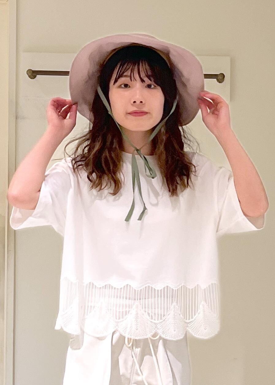「VELVETY INDIGO BLUE BLACK、CATERPILLAR PANTS、レザー、BAGMATI、シルバー、2025JUNPRESS対象商品、chisaki、Shima、帽子、ピンク、春コーデ、初夏コーデ、夏コーデ、デートコーデ、お出かけコーデ」|「SALON adam et rope'のヒールトングサンダル(サンダル、グレー系)」を使った、michiruさん(レディース・156cm)の春コーディネートの10枚目の写真