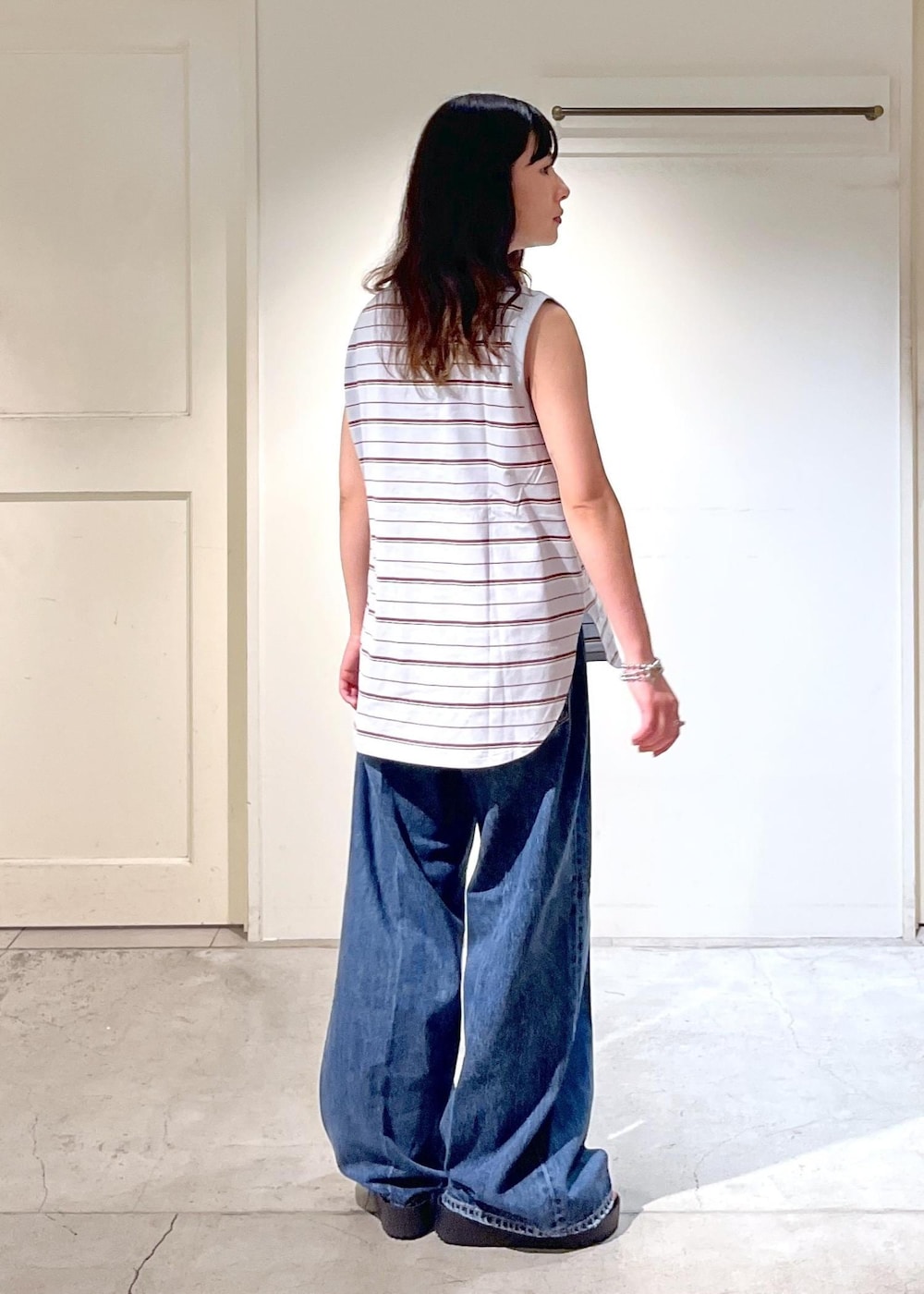 「Coca-Cola、コカ・コーラ、Coca-Cola COLLECTION by JUN、タンクトップ、デニム、バギーデニム、BIRKENSTOCK、Florida III Flex Platform、OUTDOOR PRODUCTS for SALON、WS、レザー、初夏コーデ、夏コーデ、運動会コーデ、お出かけコーデ」|「BIRKENSTOCKの【BIRKENSTOCK(ビルケンシュトック)】Florida III Flex Platform/フロリダ フレックス プラットフォーム(サンダル、ブラック系)」を使った、michiruさん(レディース・156cm)の夏コーディネートの5枚目の写真