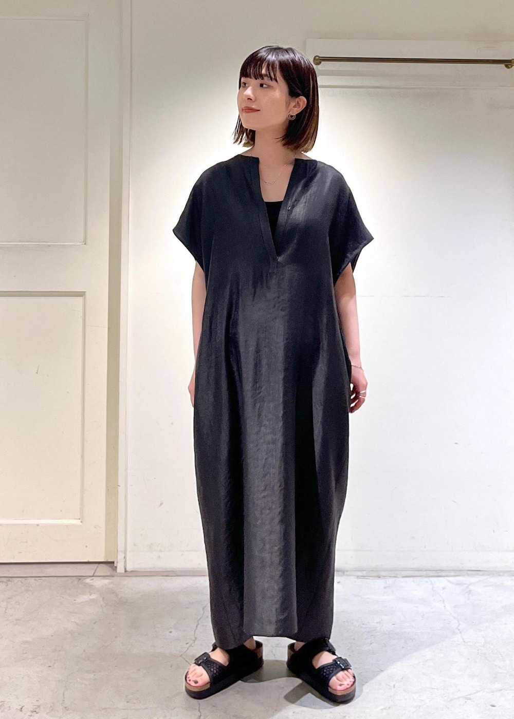 「カフタンワンピース、シャイニー、タンクトップ、KINAN、BIRKENSTOCK、Arizona、bonbonstore、日傘、ブラック、メッシュ、ワンピース、サンダル、サロンアダムエロペ、SALON adam et ropé、24SS夏の新作」｜「BIRKENSTOCKの【BIRKENSTOCK】Arizona Platform Flex Mesh（サンダル、ブラック系）」を使った、michiruさん（レディース・156cm）の春コーディネートの6枚目の写真