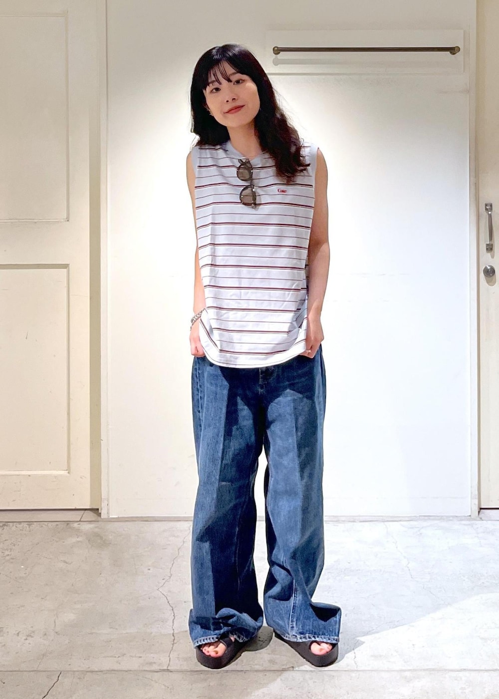 「Coca-Cola、コカ・コーラ、Coca-Cola COLLECTION by JUN、タンクトップ、デニム、バギーデニム、BIRKENSTOCK、Florida III Flex Platform、OUTDOOR PRODUCTS for SALON、WS、レザー、初夏コーデ、夏コーデ、運動会コーデ、お出かけコーデ」|「BIRKENSTOCKの【BIRKENSTOCK(ビルケンシュトック)】Florida III Flex Platform/フロリダ フレックス プラットフォーム(サンダル、ブラック系)」を使った、michiruさん(レディース・156cm)の夏コーディネートの7枚目の写真