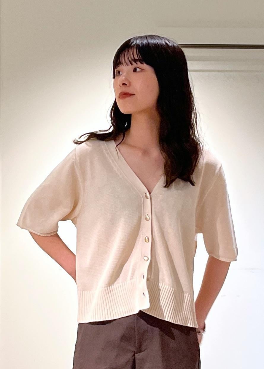 「羽織、半袖、ブラウン、BIRKENSTOCK、Boston、レザー、WS、Coca-Cola、初秋コーデ、秋コーデ、お仕事コーデ、お出かけコーデ、旅行コーデ、推し活コーデ、女子会コーデ」|「BIRKENSTOCKの【BIRKENSTOCK(ビルケンシュトック)】Boston/ボストン(サンダル、グレー系)」を使った、michiruさん(レディース・156cm)の夏コーディネートの8枚目の写真