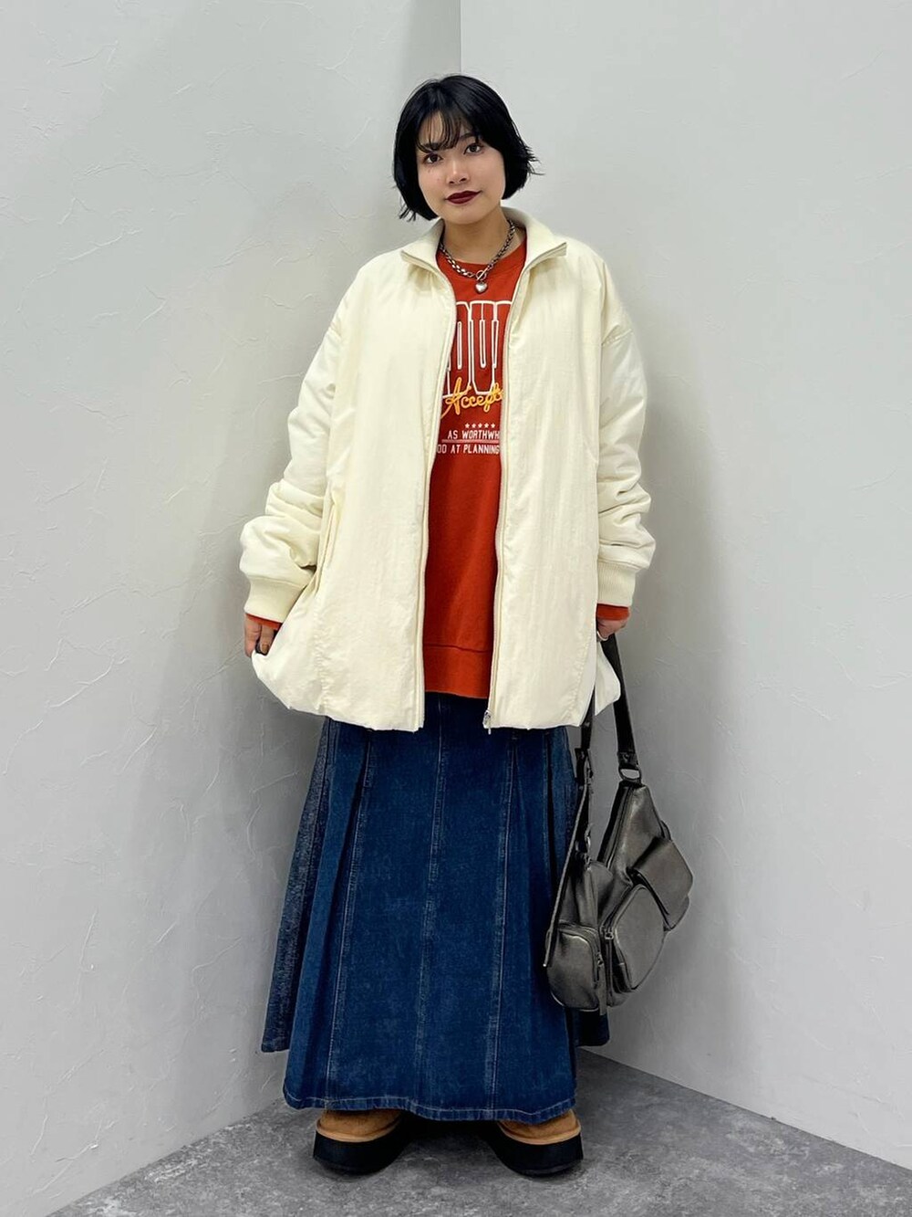 「低身長、着痩せ・細見え、カジュアル、骨格ストレート、体型カバー、モード、ストリート、PAGEBOY、PBLIM、骨格ストレート_PAGEBOY、エレガント_PAGEBOY」｜「PAGEBOYのアウトポケットBAG（ショルダーバッグ、その他）」を使った、imamuuさん（レディース・154cm）の冬コーディネートの2枚目の写真