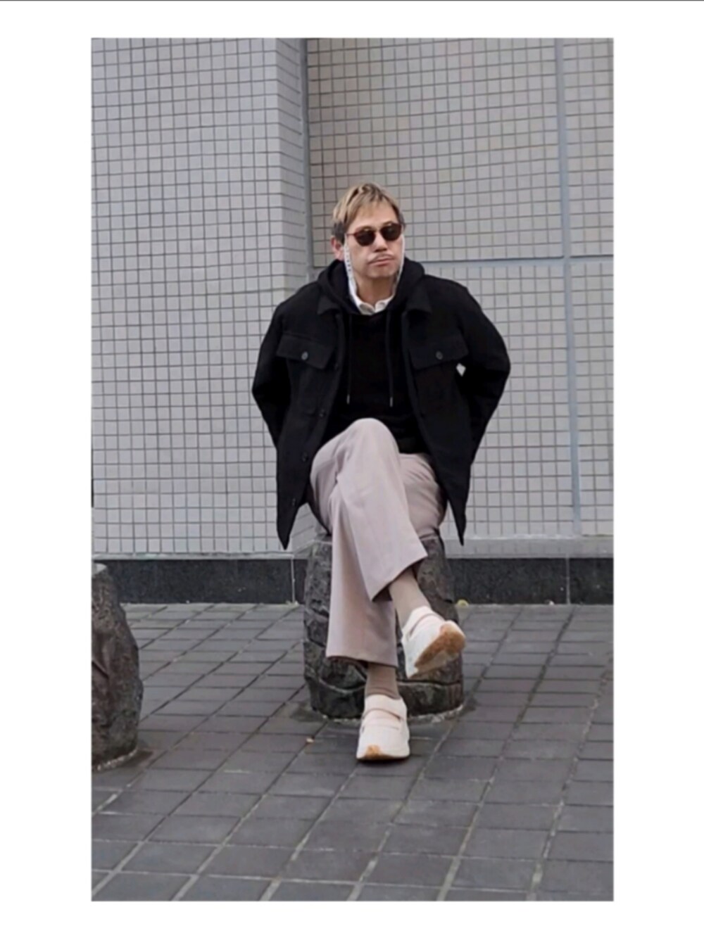 「H&Mのアイテム（カバーオール、ブラック系）」を使った、⁡निरवाणさん（メンズ・181cm）の秋コーディネートの2枚目の写真