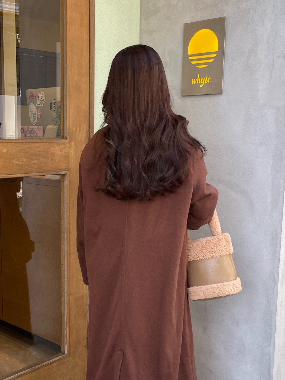 「最近のいい感じコーデ、クリスマスに着たい服、冬のコーデ、大人コーデ、低身長女子、冬コート」｜「callautiaの千鳥チェックスタンドカラーロングコート（その他アウター、ブラウン系）」を使った、mayuchan04さん（レディース・145cm）の冬コーディネートの3枚目の写真