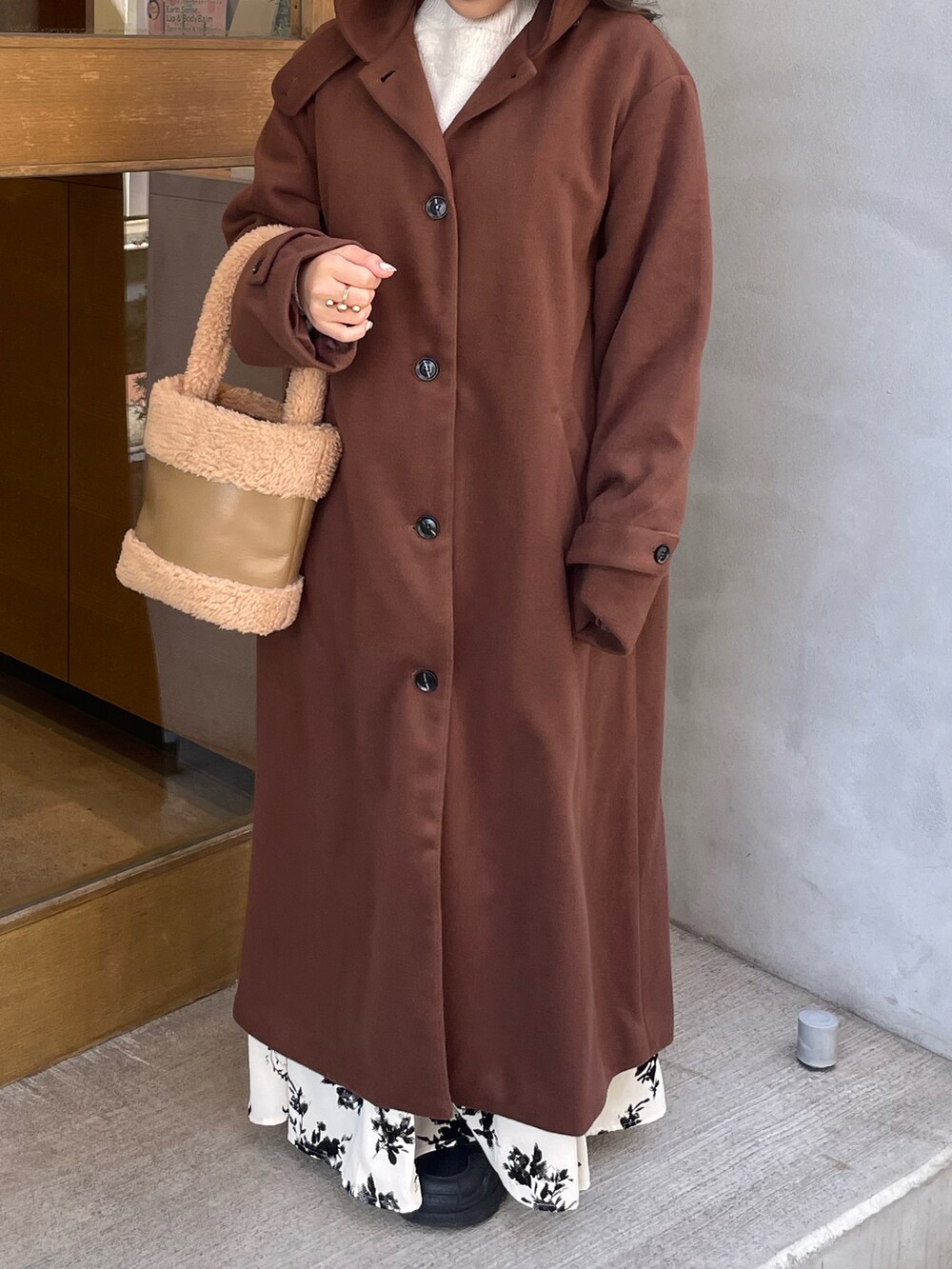 「最近のいい感じコーデ、クリスマスに着たい服、冬のコーデ、大人コーデ、低身長女子、冬コート」｜「callautiaの千鳥チェックスタンドカラーロングコート（その他アウター、ブラウン系）」を使った、mayuchan04さん（レディース・145cm）の冬コーディネートの2枚目の写真