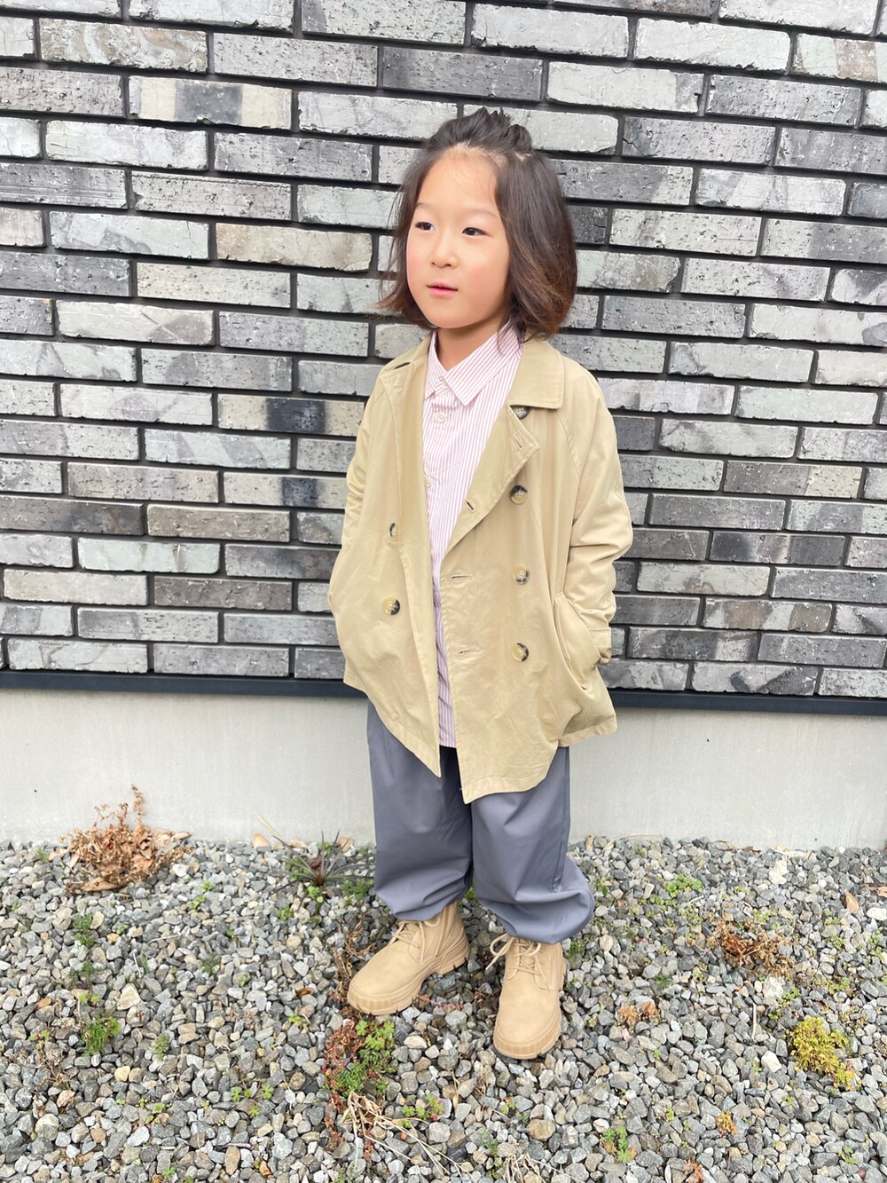「#ロン毛男子、プチプラ、キッズファッション、トレンチコート」｜「ZARA KIDSのアイテム（トレンチコート、ベージュ系）」を使った、yui☺︎_6さん（キッズ・120cm）の冬コーディネートの2枚目の写真