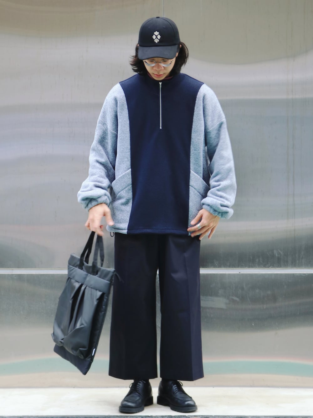 「ootd、CITYBOY、city、街頭穿搭、休閒、革靴、日系極簡、oversize、基礎款、通勤穿搭、KLEMAN」｜「KLEMANのKLEMAN/クレマン FRODA（ドレスシューズ、ブラック系）」を使った、阿圳｜Kyleさん（メンズ・171cm）の冬コーディネートの2枚目の写真