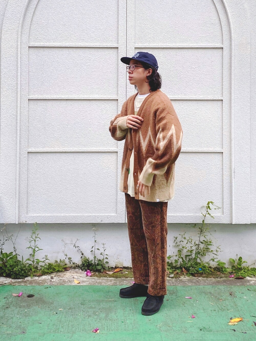 「ootd、街頭穿搭、休閒、大人感」｜「POP TRADING COMPANYのアイテム（帽子、ブルー系）」を使った、阿圳｜Kyleさん（メンズ・171cm）の冬コーディネートの4枚目の写真