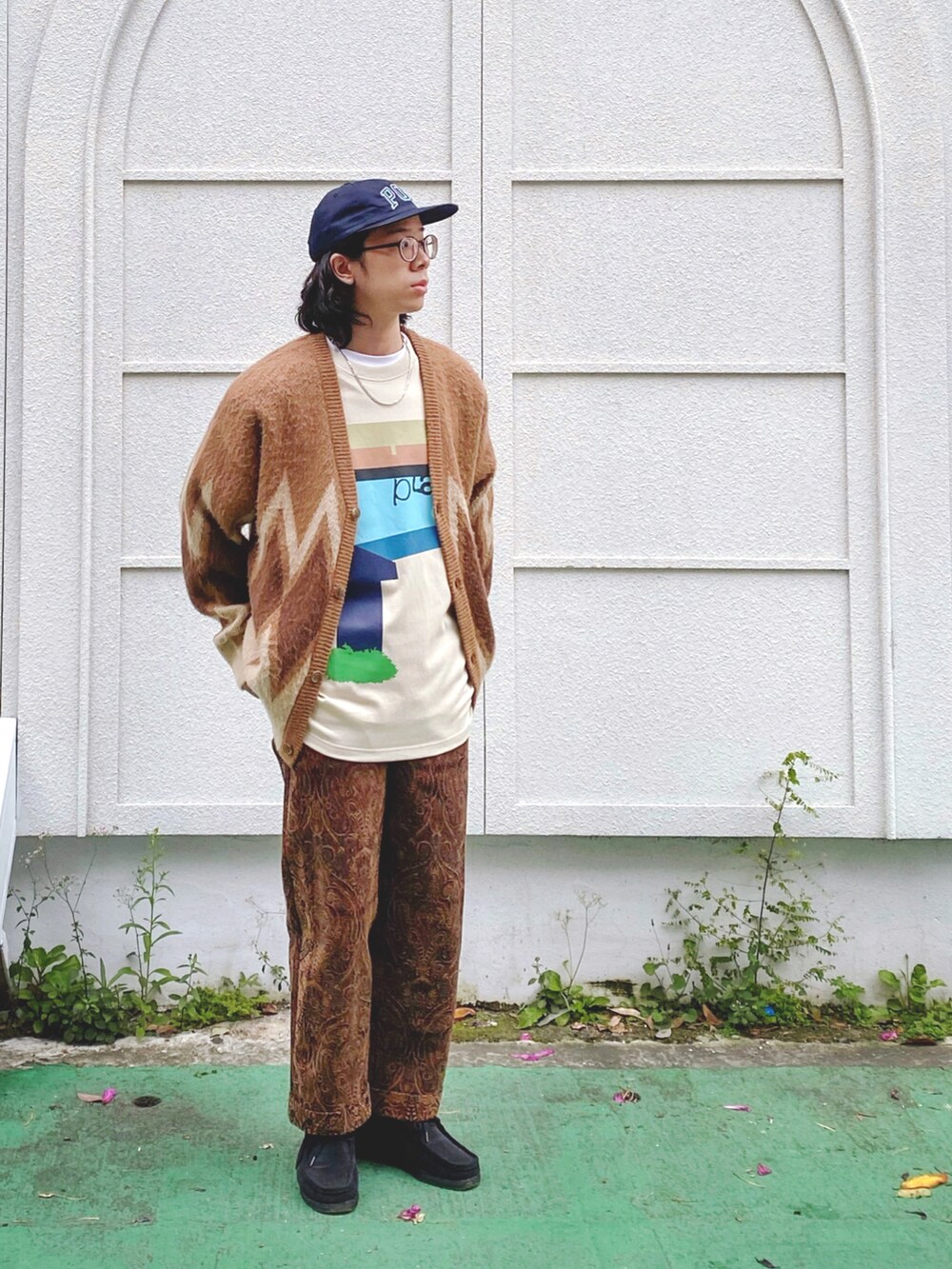 「ootd、街頭穿搭、休閒、大人感」｜「POP TRADING COMPANYのアイテム（帽子、ブルー系）」を使った、阿圳｜Kyleさん（メンズ・171cm）の冬コーディネートの2枚目の写真