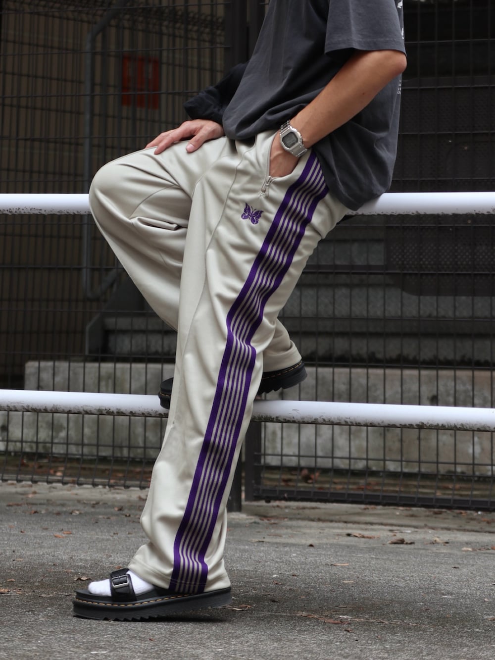 NIGO　ニードルス　トラックパンツ DAIGO｜Needles× JEANS FACTORYのその他パンツを使った