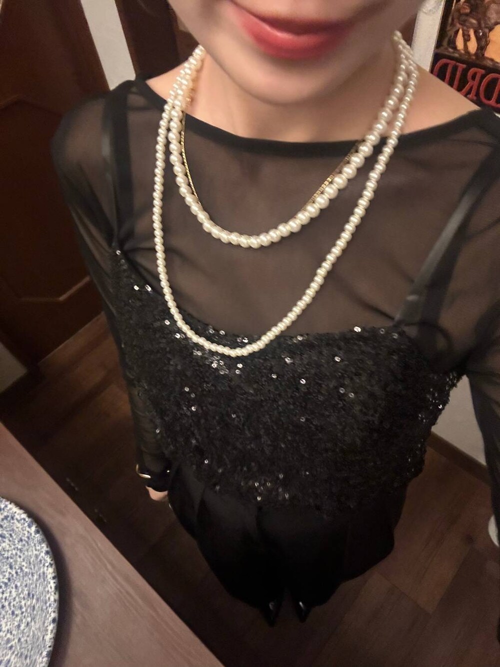 「結婚式2次会、きれいめ、骨格ストレート」｜「A part byのスパンコールキャミチュニック（キャミソール、ブラック系）」を使った、tsukemonoemiさん（レディース・160cm）の春コーディネートの3枚目の写真