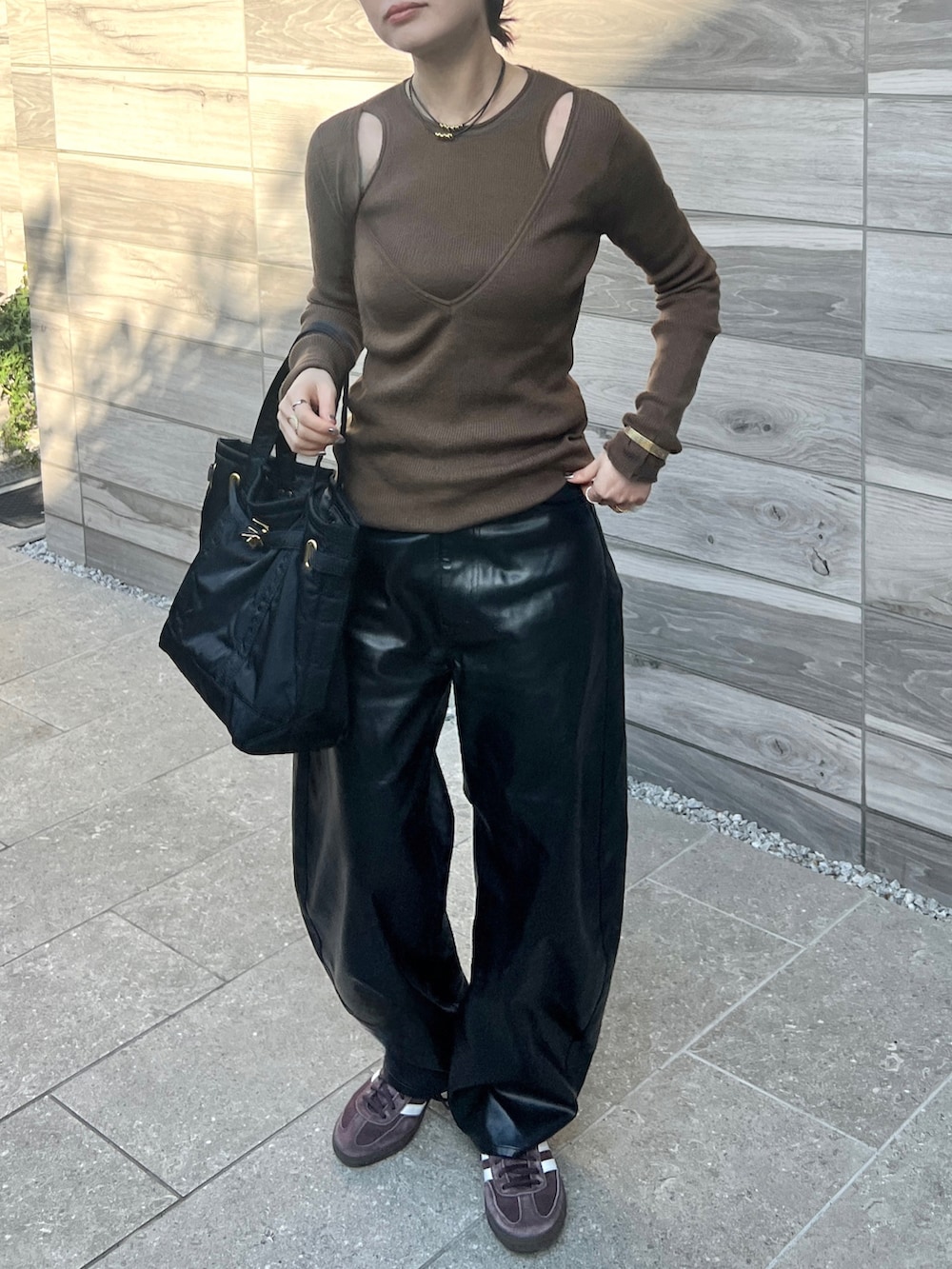 Curensology(カレンソロジー)/フェイクラムスキンカーヴィーパンツを