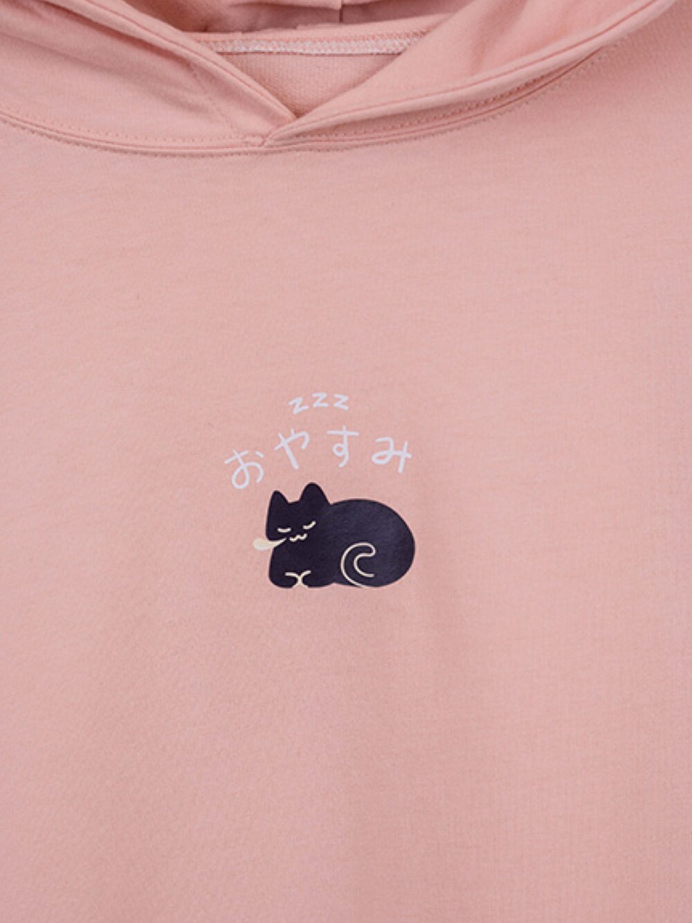 「earth music&ecologyのアイテム（Tシャツ/カットソー、ピンク系）」を使った、六さん（レディース・165cm）の秋コーディネートの3枚目の写真