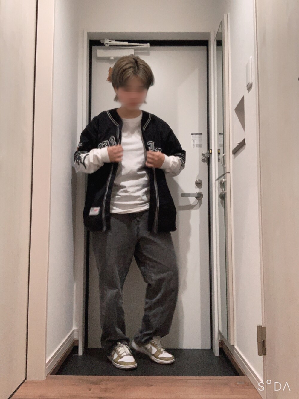 レディースの春コーディネートの2枚目の写真