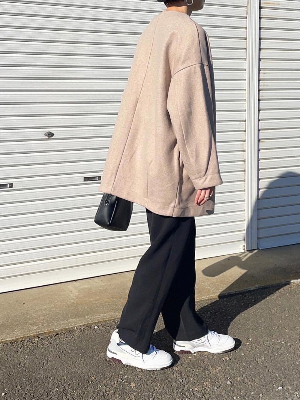 「ANGIE VINTAGE、コクーンコート、オトナカジュアル、ノーカラーコート、冬コーデ、休日コーデ、高身長女子、ママコーデ、淡色女子」｜「ANGIEの【2022年新色追加】ノーカラーミドルコクーンコート（ノーカラーコート、ピンク系）」を使った、mikiteeさん（レディース・166cm）の秋コーディネートの3枚目の写真
