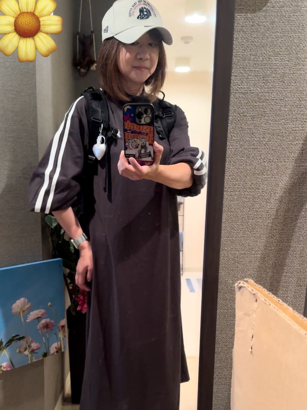 「秋のコーデ、秋っぽコーデ更新中、プチプラ、ロングワンピース、オトナカジュアル、ニューエラ、キャップ、キャップ女子、リュック、ジーナシス」｜「NEW ERAのニューエラ キャップ 9FORTY-A ArchiveEmbroidery（キャップ、ホワイト系）」を使った、ピヨーコさん（レディース・159cm）の秋コーディネートの2枚目の写真