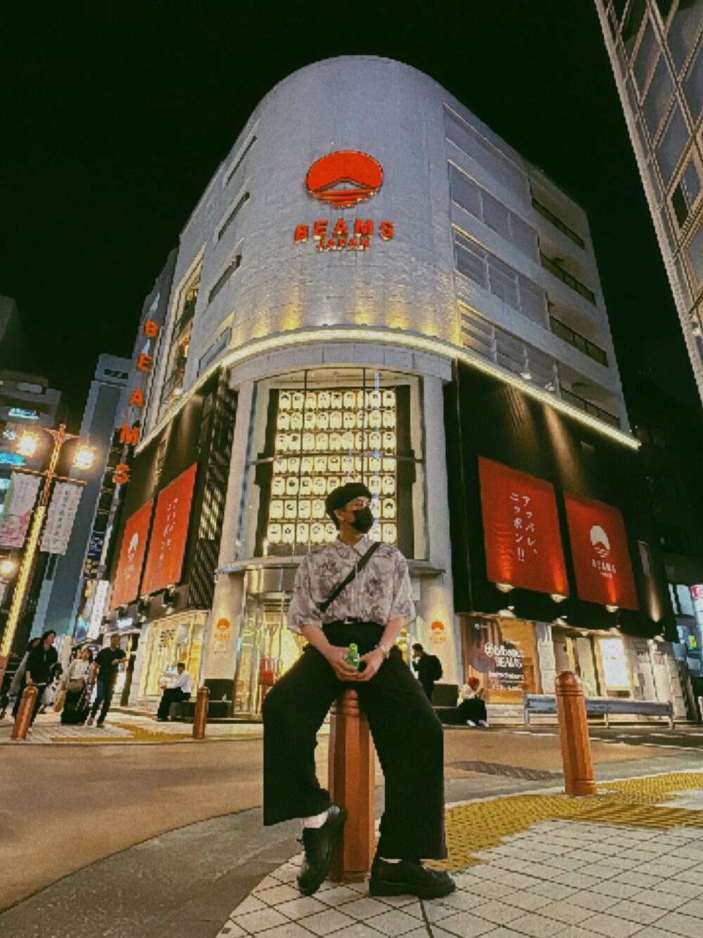 その他のシャツ/ブラウス、ブラック系のハンチング/ベレー帽を着用したメンズの夏コーディネートの4枚目の写真