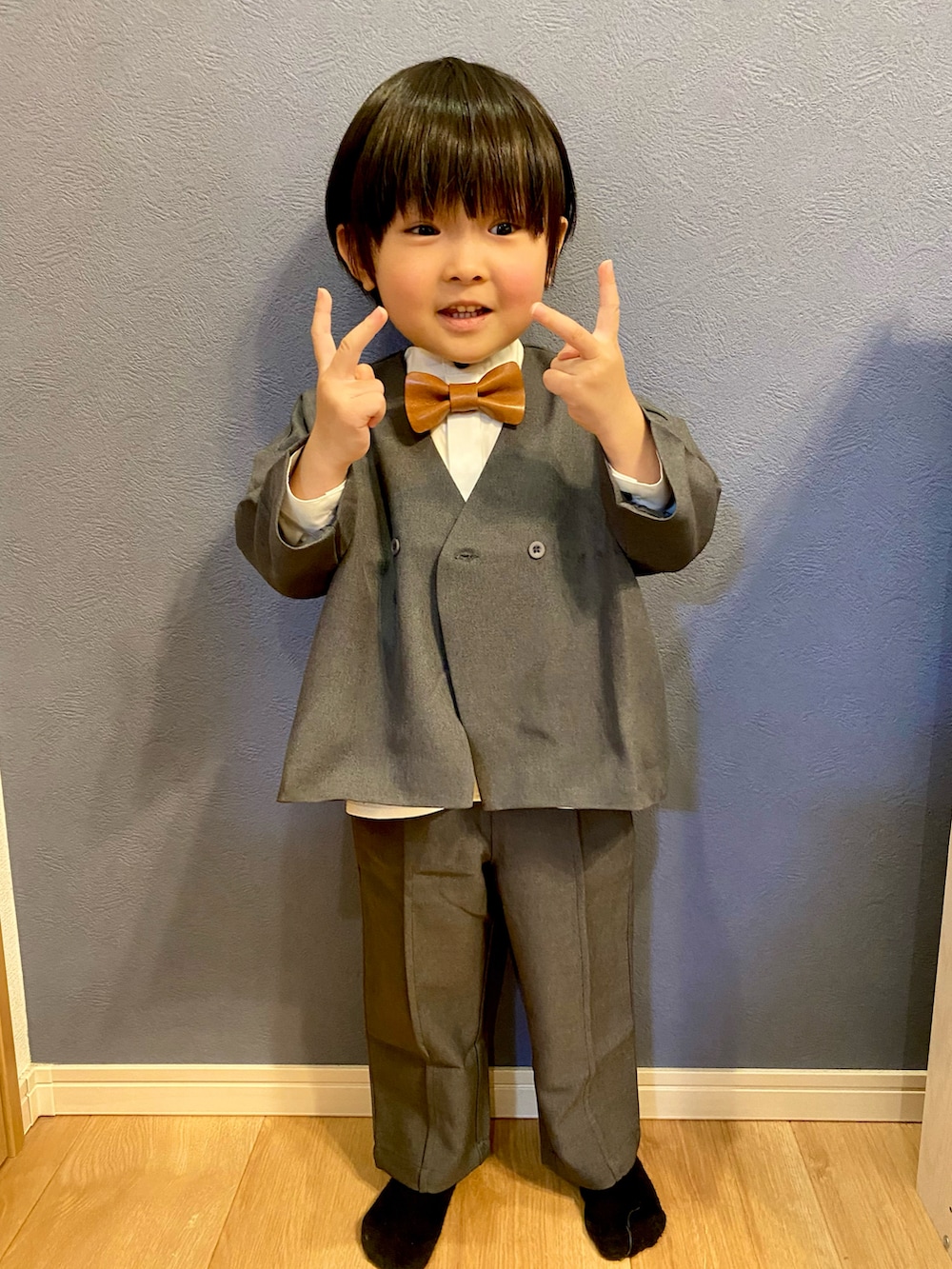 「入園式、リジェール、春」｜「riziereのノーカラージャケットセットアップ（スーツセット、グレー系）」を使った、KAI★AO☺︎さん（キッズ・90cm）の春コーディネートの4枚目の写真