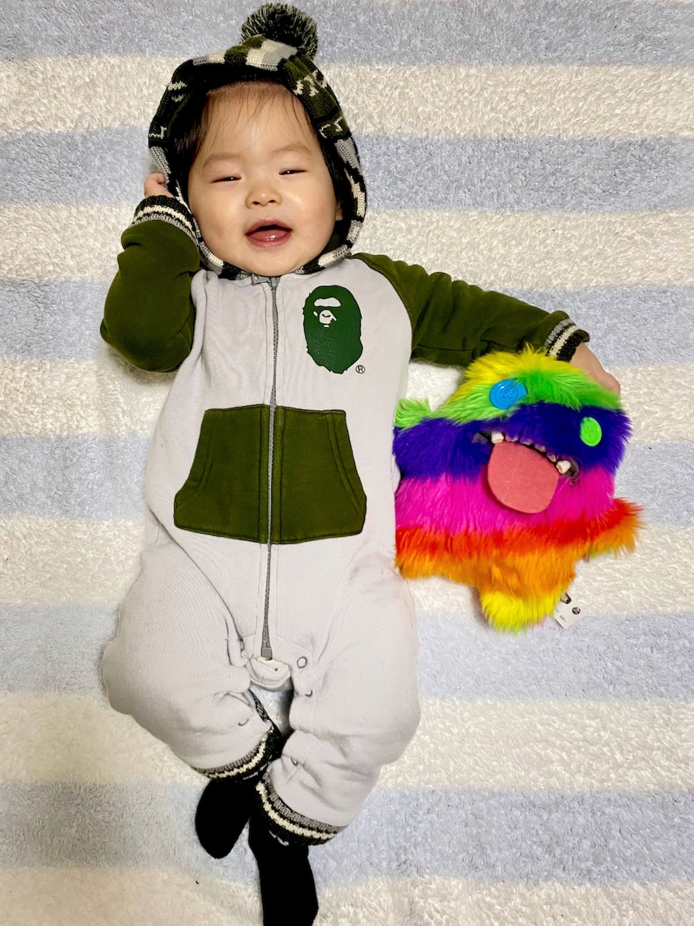 「Happybirthday、１歳男の子、A BATHING APE、ファグラー、ロンパース」｜「A BATHING APEのアイテム（ロンパース、グリーン系）」を使った、KAI★AO☺︎さん（キッズ・90cm）の春コーディネートの3枚目の写真