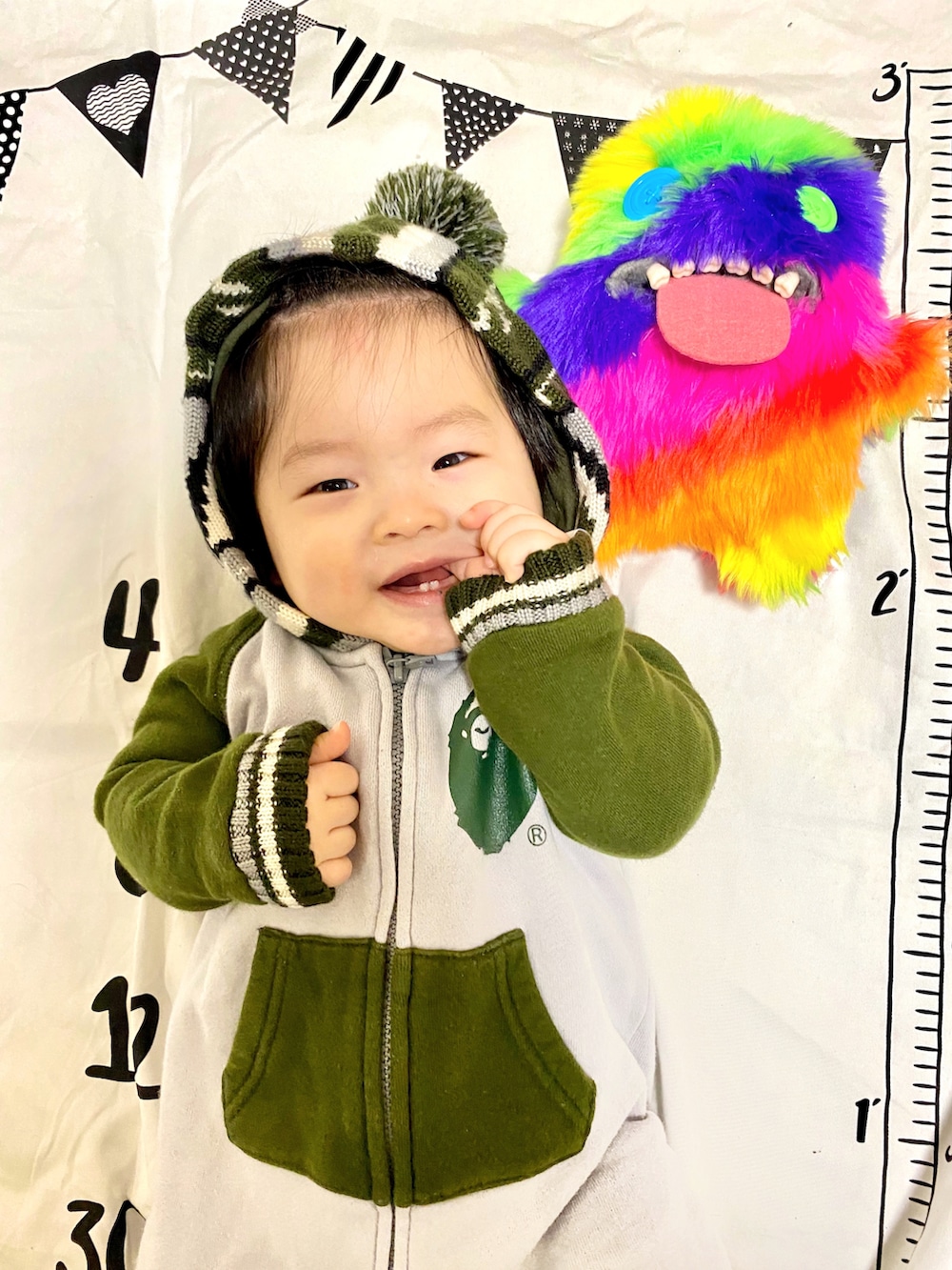「Happybirthday、１歳男の子、A BATHING APE、ファグラー、ロンパース」｜「A BATHING APEのアイテム（ロンパース、グリーン系）」を使った、KAI★AO☺︎さん（キッズ・90cm）の春コーディネートの4枚目の写真