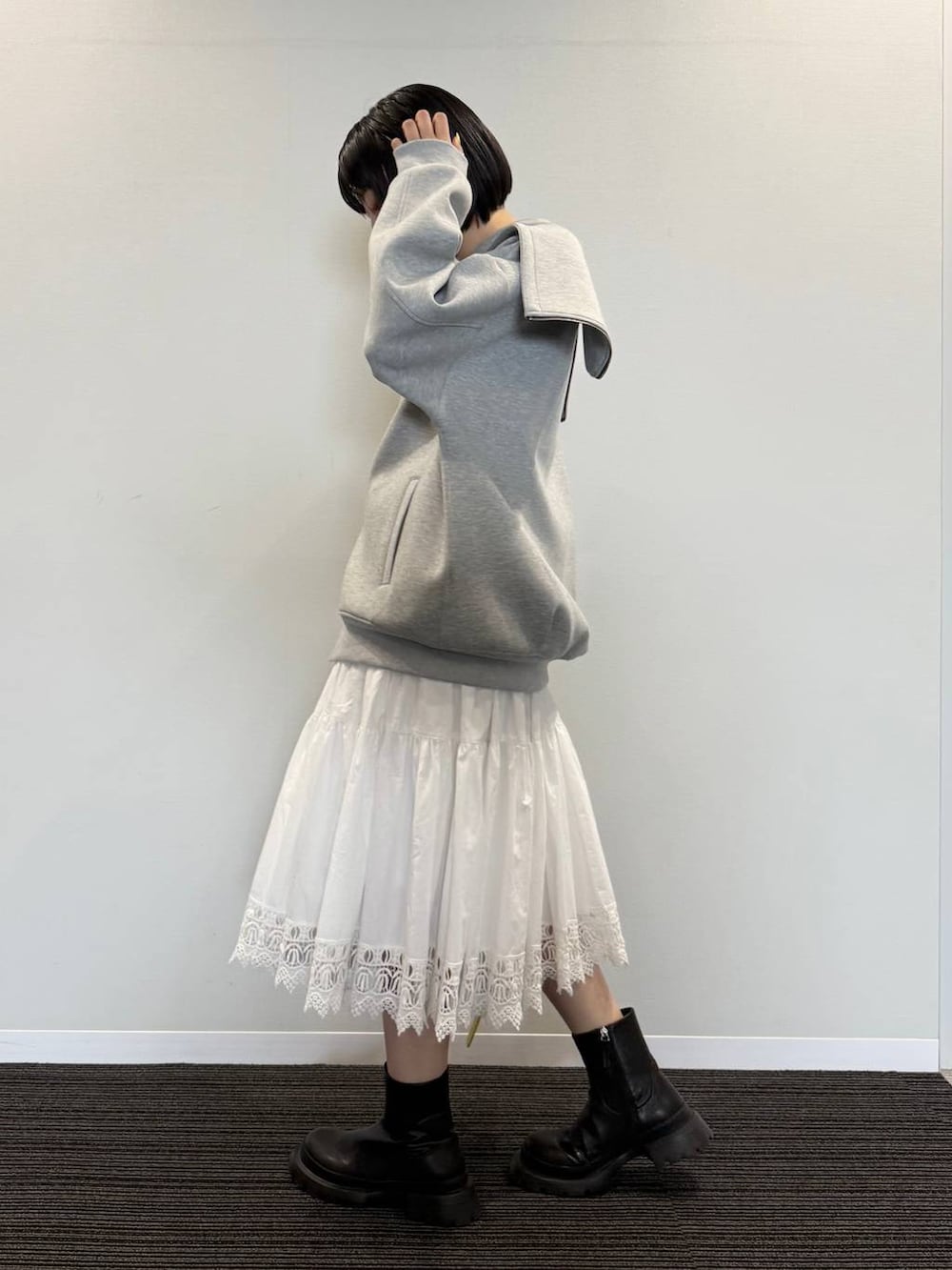 「eL、JEANASIS」｜「eLの【eL】Cylinder Mini Bag/136220（ショルダーバッグ、イエロー系）」を使った、マリンさん（レディース・160cm）の夏コーディネートの2枚目の写真