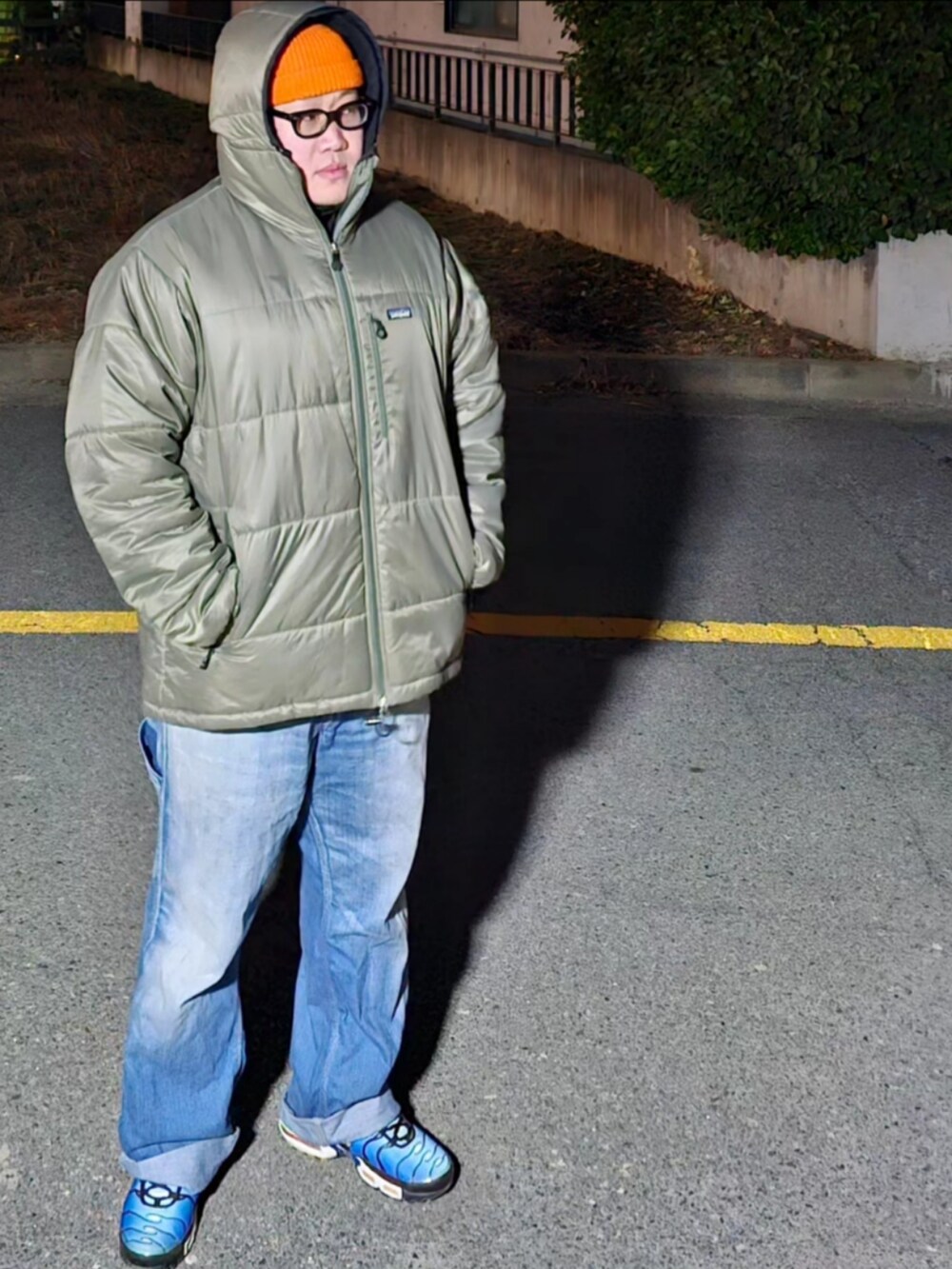 「patagoniaMars、patagonia、supreme、ファッションを楽しもう」｜「MINEDENIMのアイテム（デニムパンツ、その他）」を使った、Herringさん（メンズ・178cm）の秋コーディネートの5枚目の写真